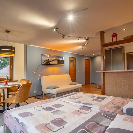 Séjour chez l'habitant Elena *