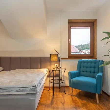 Elena * 斯克拉斯卡波伦巴