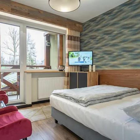 Elena * 斯克拉斯卡波伦巴