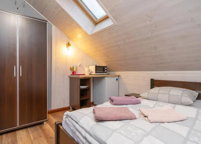 Elena * 스클라르스카포렘바