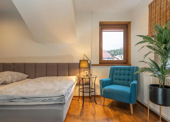 Elena * 스클라르스카포렘바